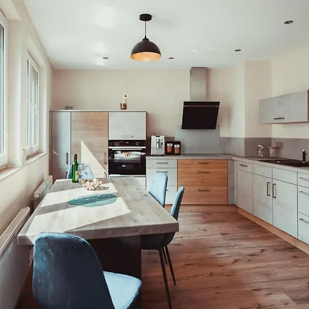 Geraeumige Mosel-Fewo Fuer Die Ganze Familie - Grosse Dachterrasse - Netflix - Waschmaschine & Trockner Senheim Exterior foto