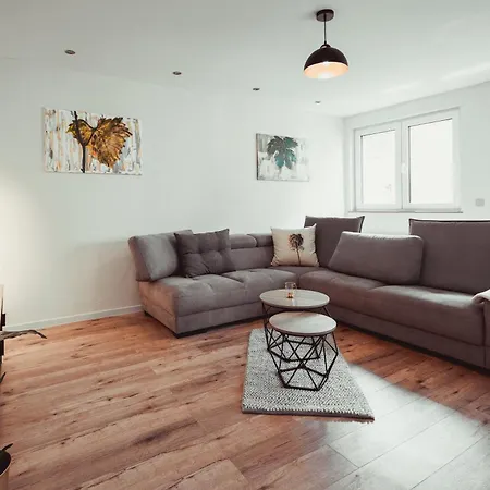 Geraeumige Mosel-Fewo Fuer Die Ganze Familie - Grosse Dachterrasse - Netflix - Waschmaschine & Trockner Senheim Exterior foto