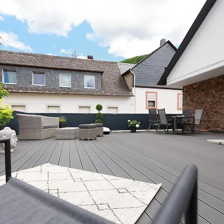Geraeumige Mosel-Fewo Fuer Die Ganze Familie - Grosse Dachterrasse - Netflix - Waschmaschine & Trockner Senheim Exterior foto