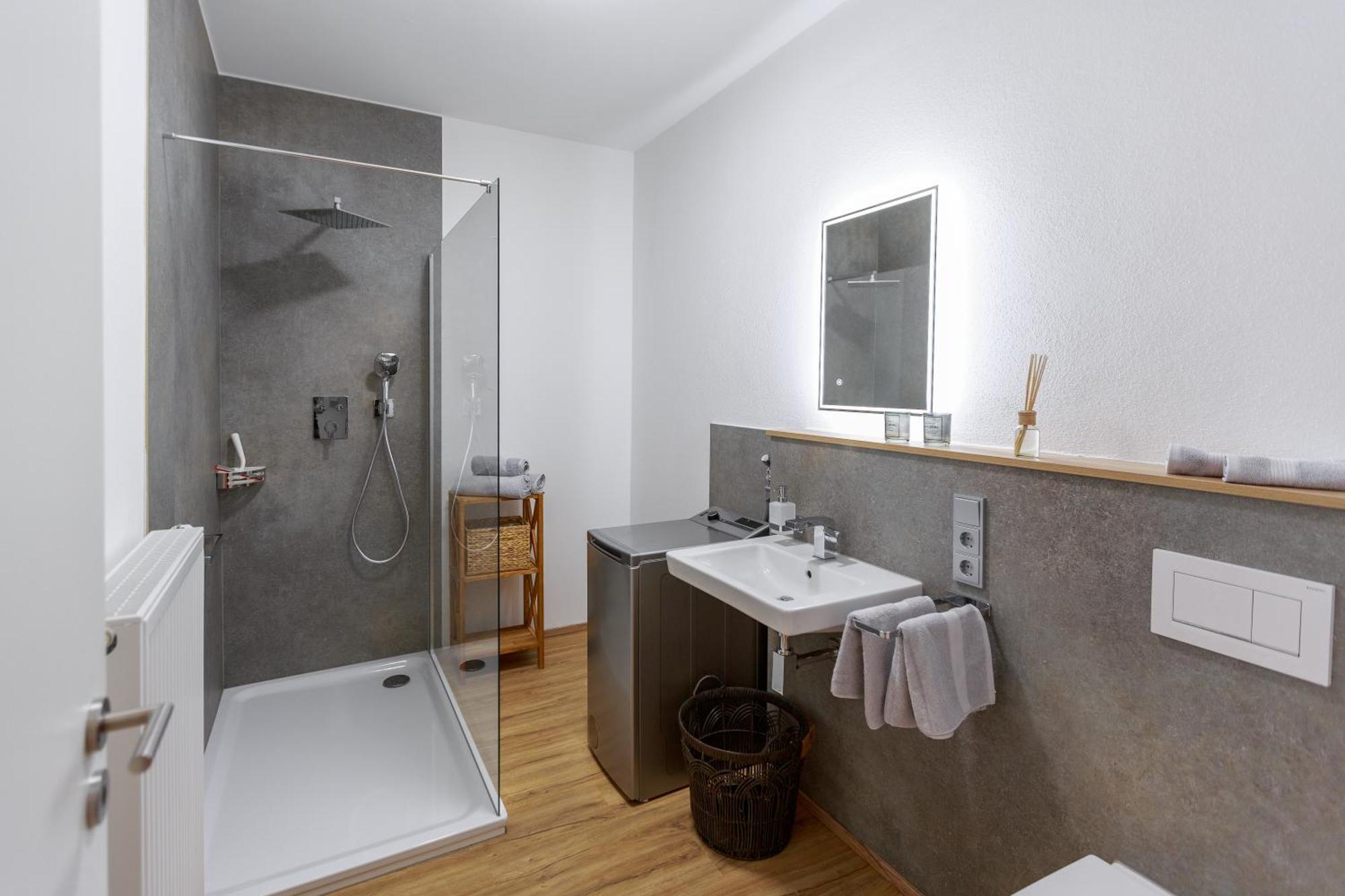 Apartment Geraeumige Mosel-fewo Fuer Ganze Familie - Grosse Dachterrasse - Netflix - Waschmaschine & Trockner *